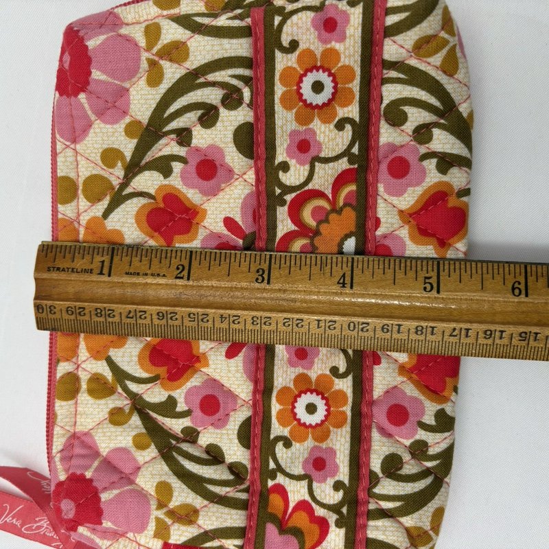 Vera Bradley Quilted Floral Cosmetic Pouch Zip Makeup Bag Pink Red