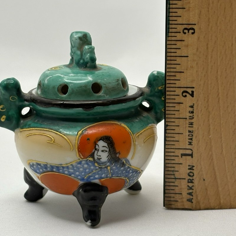 Vintage Japanese Incense Burner Tripod Porcelain Moriage Figural Lid