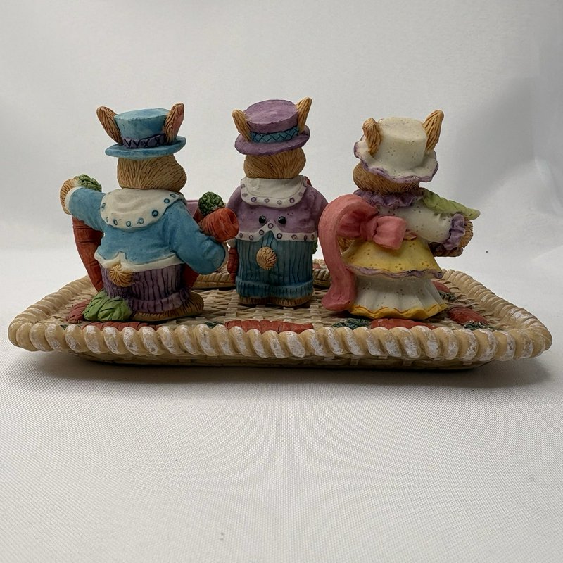 Young’s Inc Easter Bunny Tea Party Set Tray Rabbits Carrots 1995 