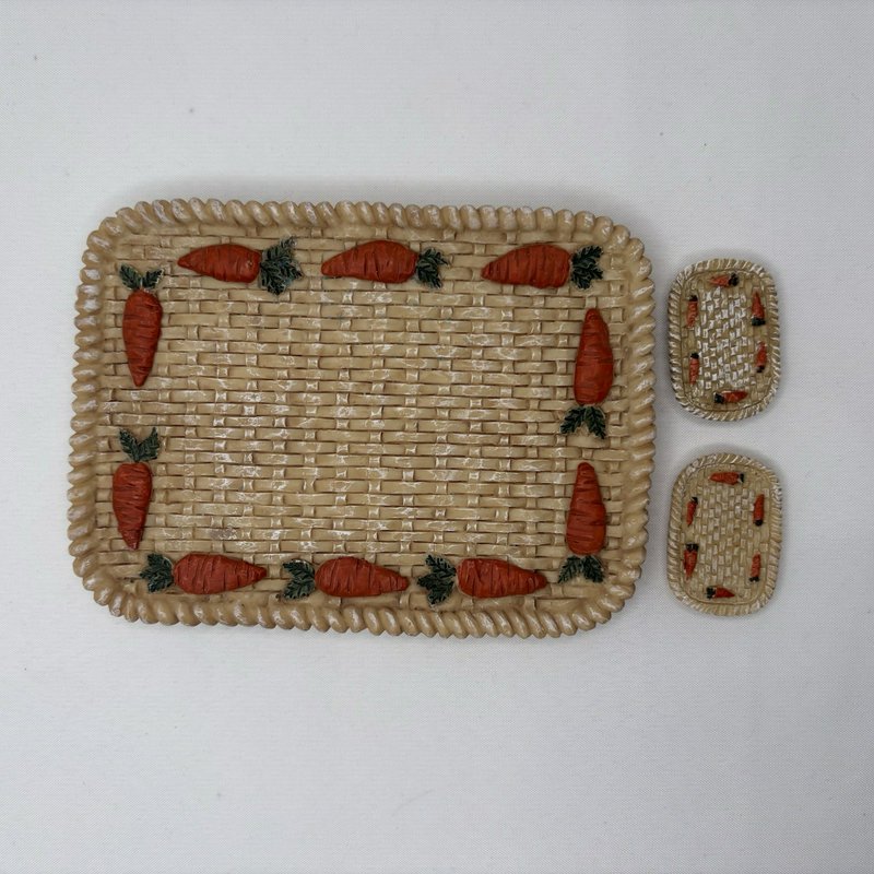 Young’s Inc Easter Bunny Tea Party Set Tray Rabbits Carrots 1995 