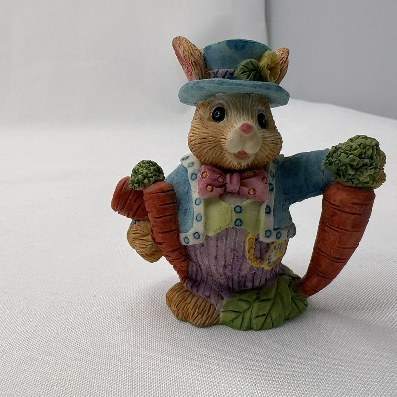 Young’s Inc Easter Bunny Tea Party Set Tray Rabbits Carrots 1995 