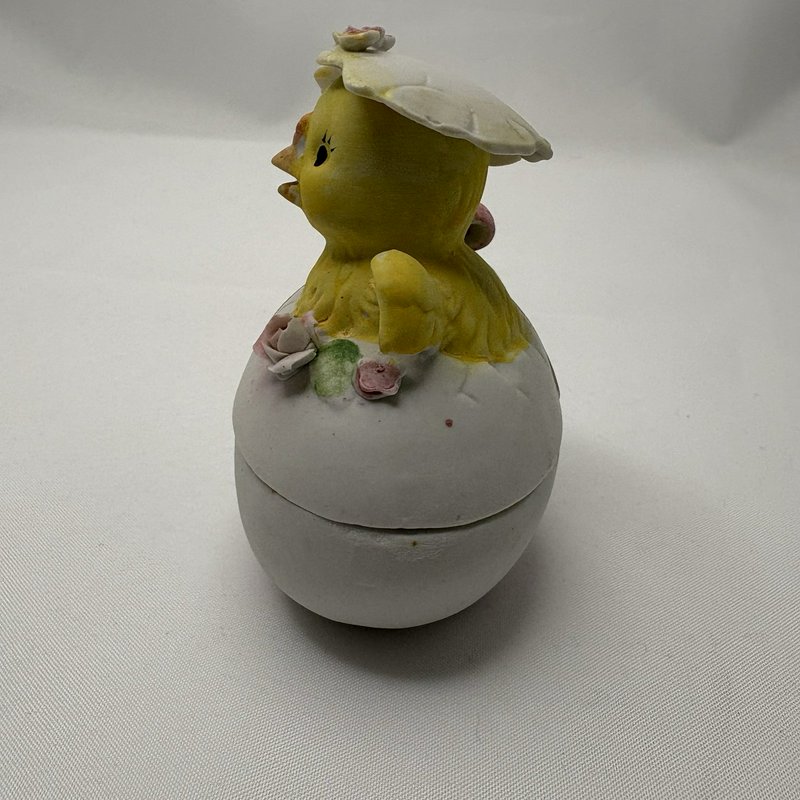 Vintage Lefton Style Easter Chick Egg Figurine Trinket Box Set Spring Decor