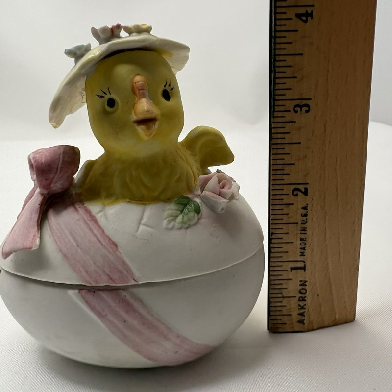 Vintage Lefton Style Easter Chick Egg Figurine Trinket Box Set Spring Decor