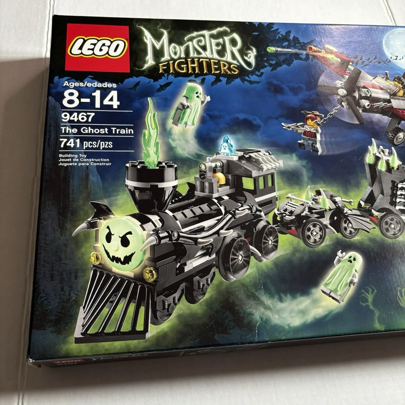 LEGO Monster Fighters 9467 Ghost Train SEALED New Retired Set 741 pcs