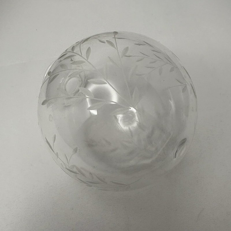 Corning Museum Glass Etched Floral Globe Bud Vase Art Glass 4"