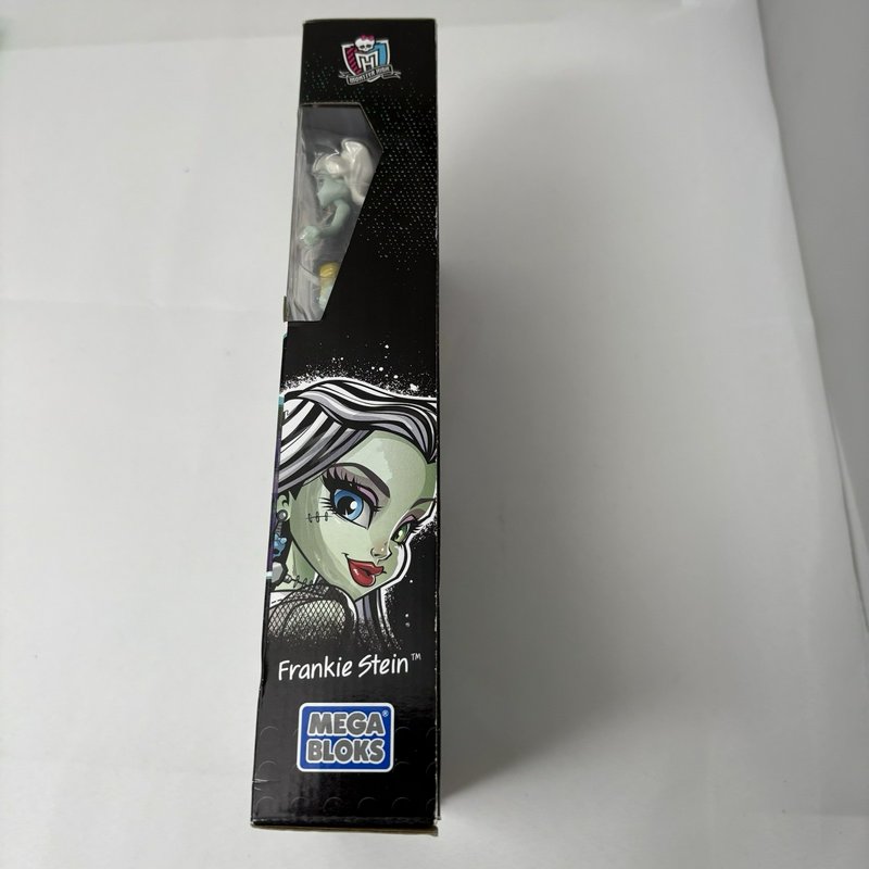 Mega Bloks Monster High Frankie Stein Set 137 Pc + Clawdeen Partial Lot