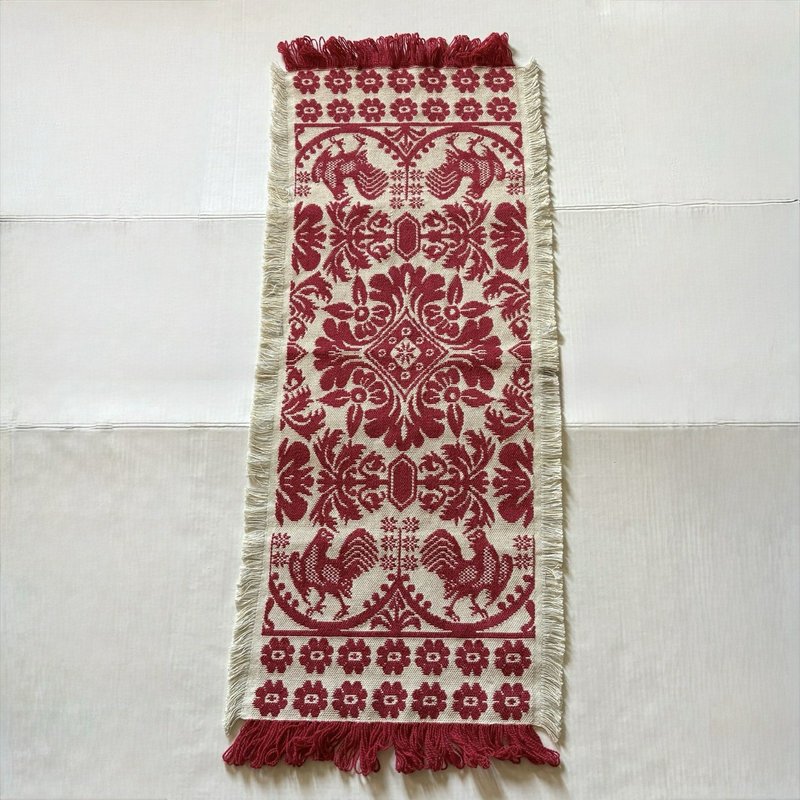 Vintage Style Jacquard Table Runner Red Cream Rooster Floral Fringe 38.5”