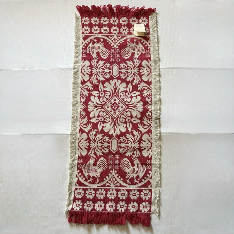 Vintage Style Jacquard Table Runner Red Cream Rooster Floral Fringe 38.5”