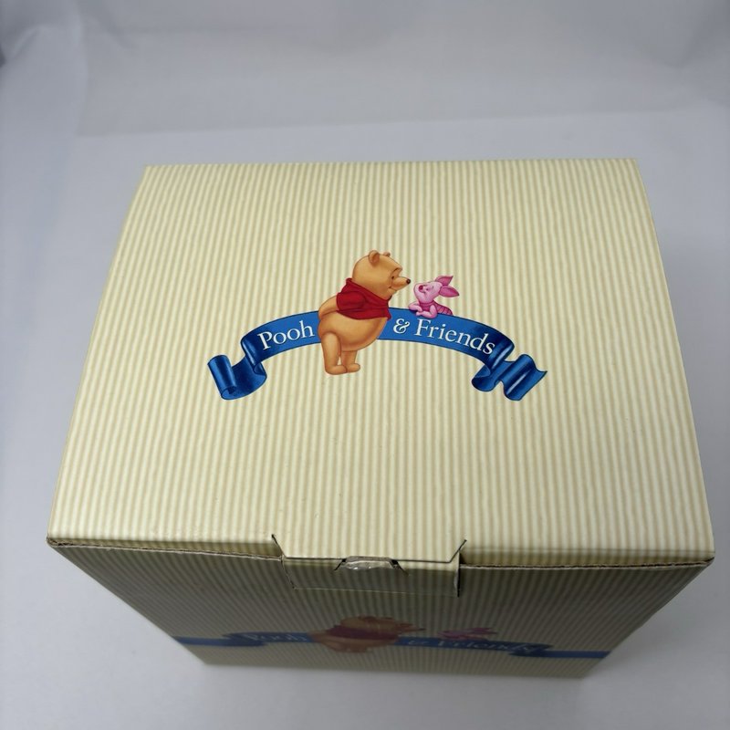 Disney Pooh & Friends Figurine "May Friendship Always Light Your Way" With Box