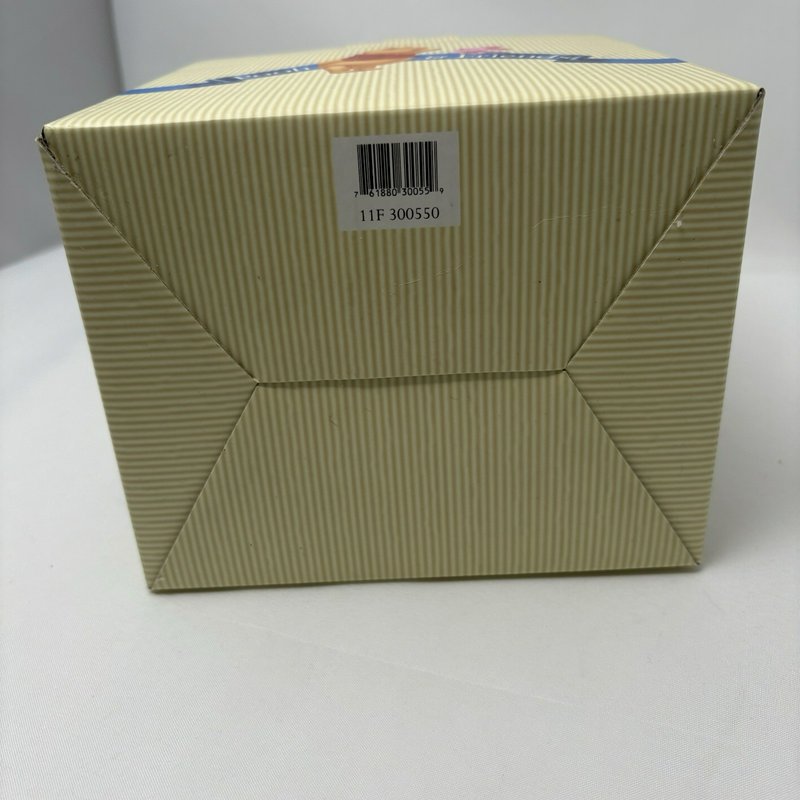 Disney Pooh & Friends Figurine "May Friendship Always Light Your Way" With Box