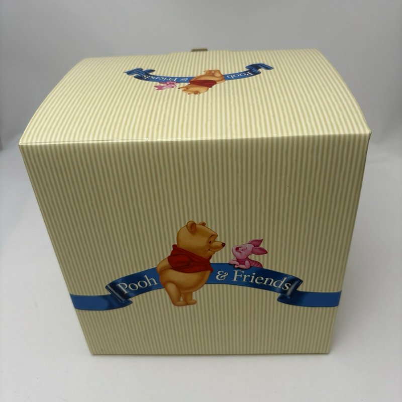 Disney Pooh & Friends Figurine "May Friendship Always Light Your Way" With Box