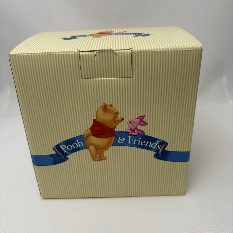Disney Pooh & Friends Figurine "May Friendship Always Light Your Way" With Box