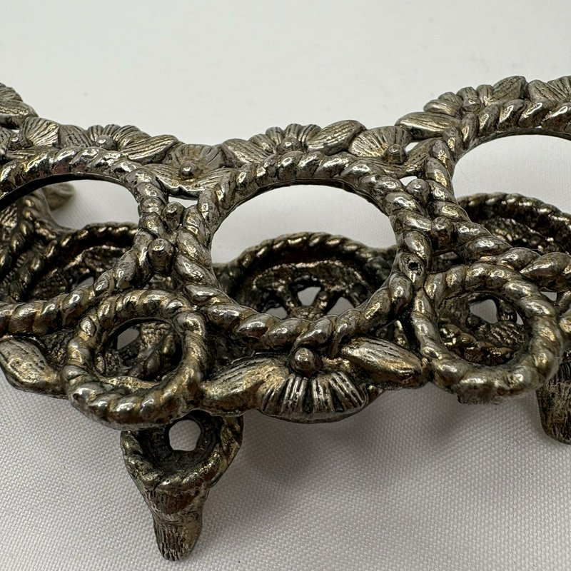 Vintage Celeste Metal Lipstick Holder 4 Slot Floral Vanity Organizer Gold Tone