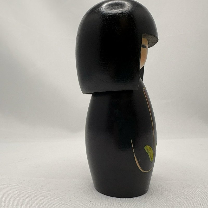 Vintage Kokeshi Doll Kinio Miyakawa Miyagi Award Artist Black Floral 5”