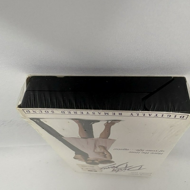 Sealed Dirty Dancing VHS (Patrick Swayze, Jennifer Grey) Artisan Entertainment