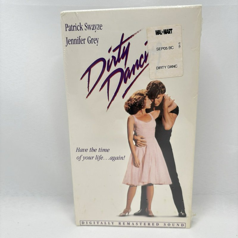 Sealed Dirty Dancing VHS (Patrick Swayze, Jennifer Grey) Artisan Entertainment
