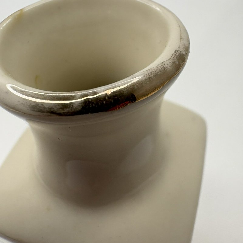 Vintage Japanese Hand Painted Porcelain Mini Vase w/ Gold Trim 3.75”