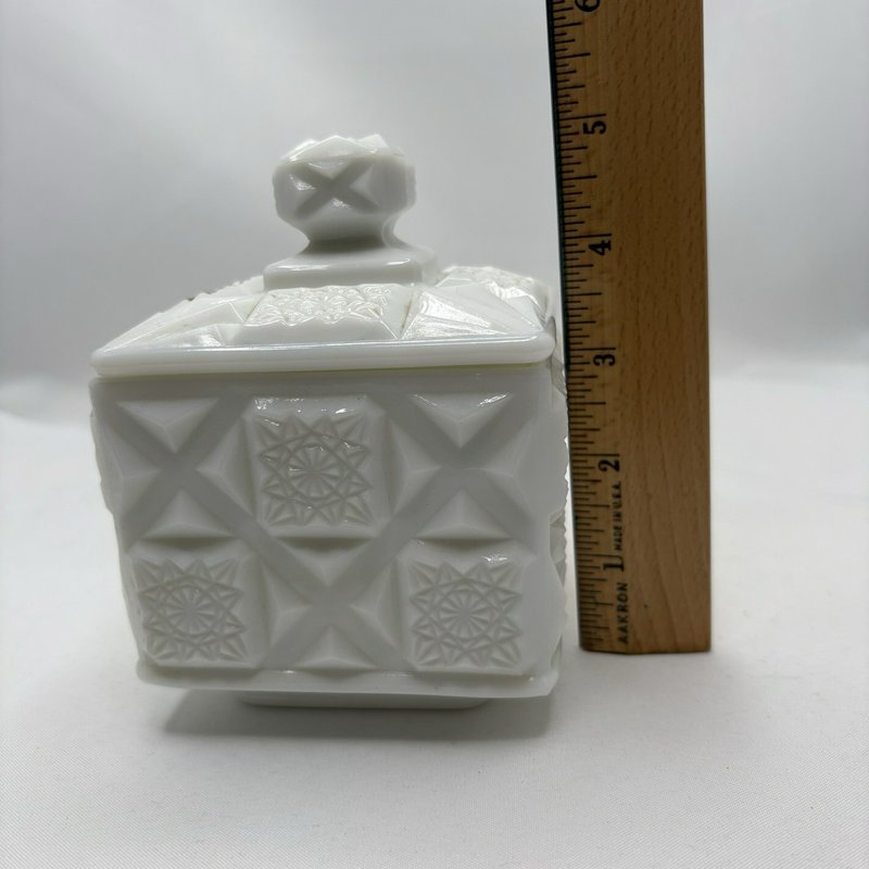 Vintage Westmoreland Milk Glass Covered Dish Paneled Quilt Square Box