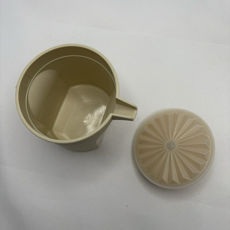 Vintage Tupperware Creamer Sugar Set Yellow Lid Beige Mid Century USA