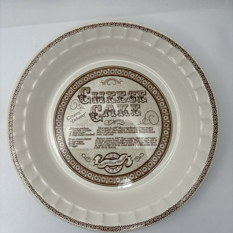 Vintage Royal China Jeannette Cheesecake Recipe Pie Plate 11” USA