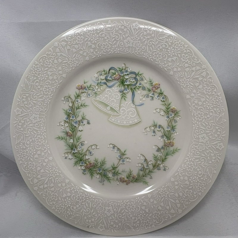 Noritake Keep Forever Bridal Plate Lily of the Valley Wedding Bells Japan
