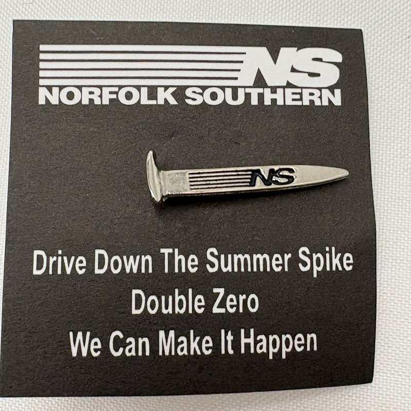 Norfolk Southern NS Summer Spike Double Zero Railroad Lapel Pin