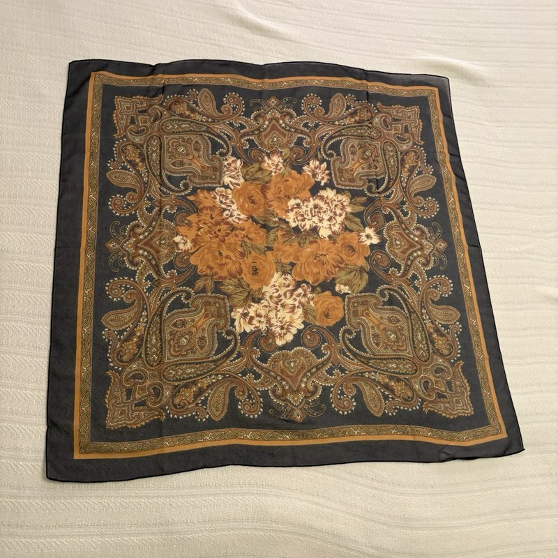 Vintage Berkshire Italy Sheer Scarf 51x51 Navy Paisley Floral Square w Gold Clip
