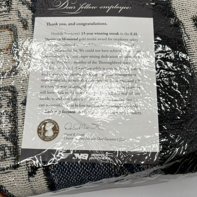 Norfolk Southern E.H. Harriman Memorial Throw Blanket 15 Years Gold 1989-2003