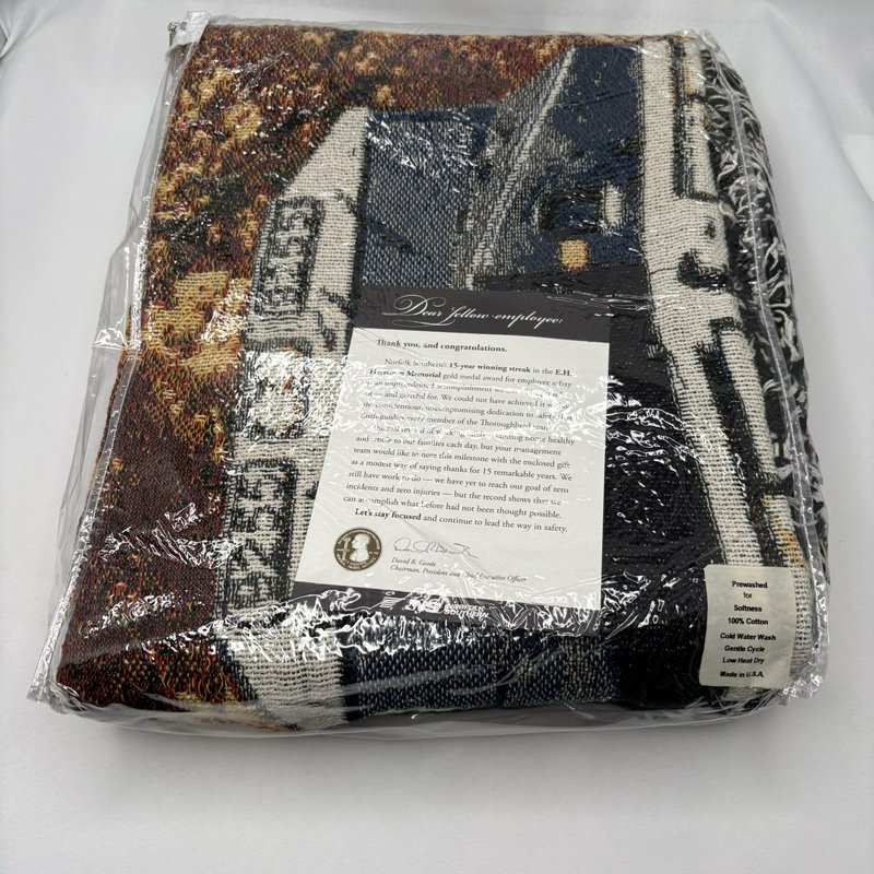 Norfolk Southern E.H. Harriman Memorial Throw Blanket 15 Years Gold 1989-2003