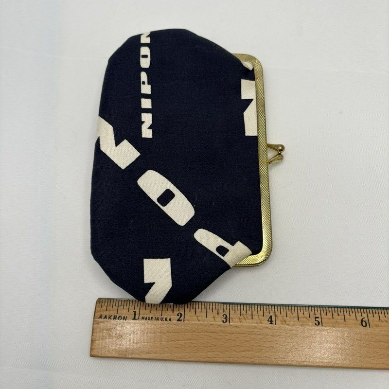 Vintage Nipon Kiss Lock Coin Purse Boutique Logo Print Navy White