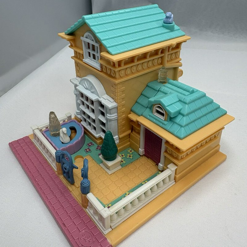 Polly Pocket Bluebird 1994 Villa & Unicorn Meadow Lot Incomplete Figures