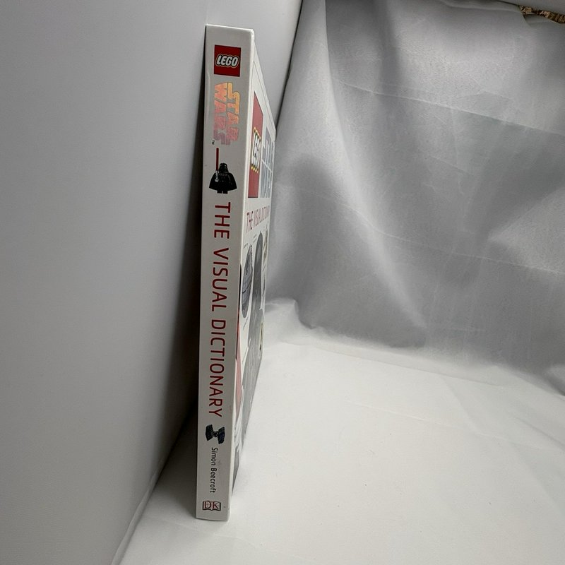 LEGO Star Wars The Visual Dictionary 2009 Hardcover w/ Exclusive Luke Figure