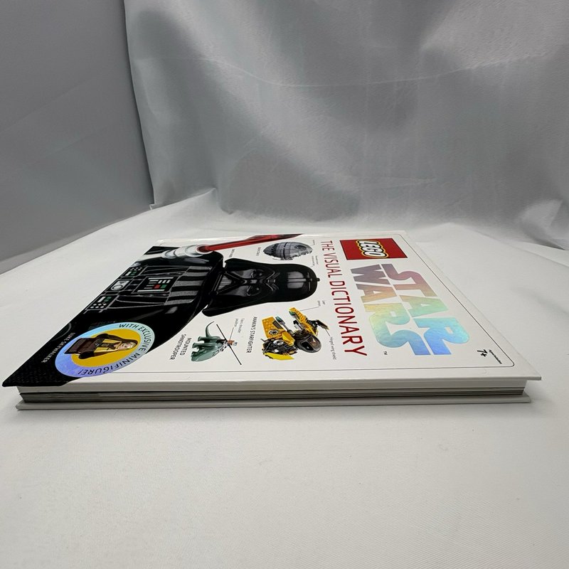 LEGO Star Wars The Visual Dictionary 2009 Hardcover w/ Exclusive Luke Figure