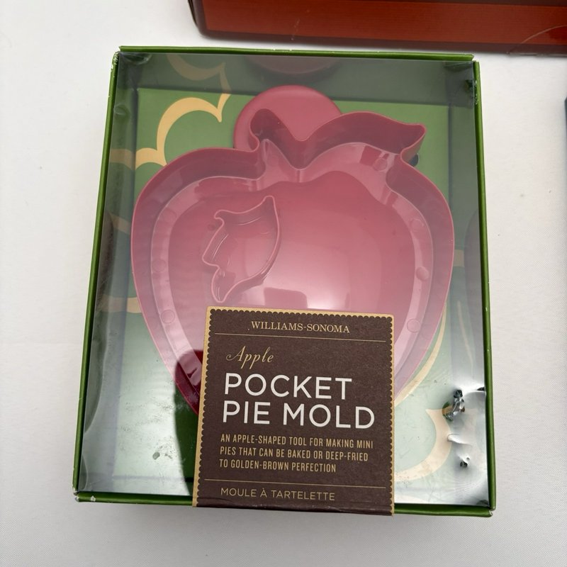 Williams Sonoma Pocket Pie Molds Apple Lattice Filled Pastry Press Lot of 3