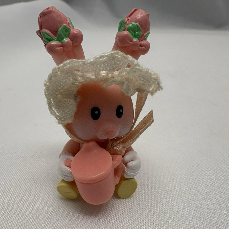 Vintage Tea Bunnies Baby Playful Peek-A-Boo Sweet Pea Banana Cream Pie TBG