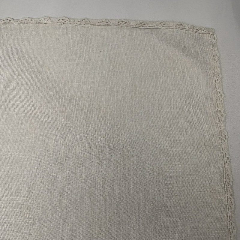 Vintage White Ceramic Owl Napkin Rings w Embroidered Floral Napkins Set of 2