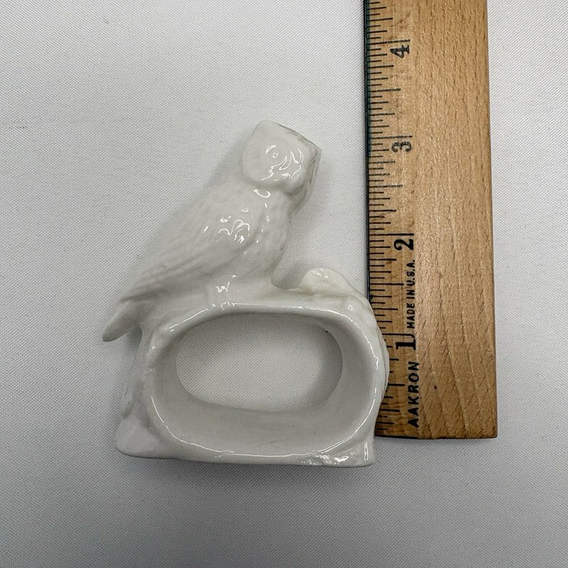 Vintage White Ceramic Owl Napkin Rings w Embroidered Floral Napkins Set of 2