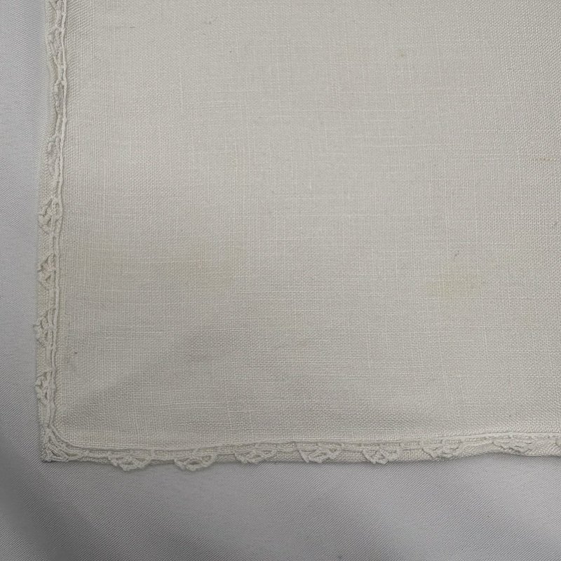 Vintage White Ceramic Owl Napkin Rings w Embroidered Floral Napkins Set of 2