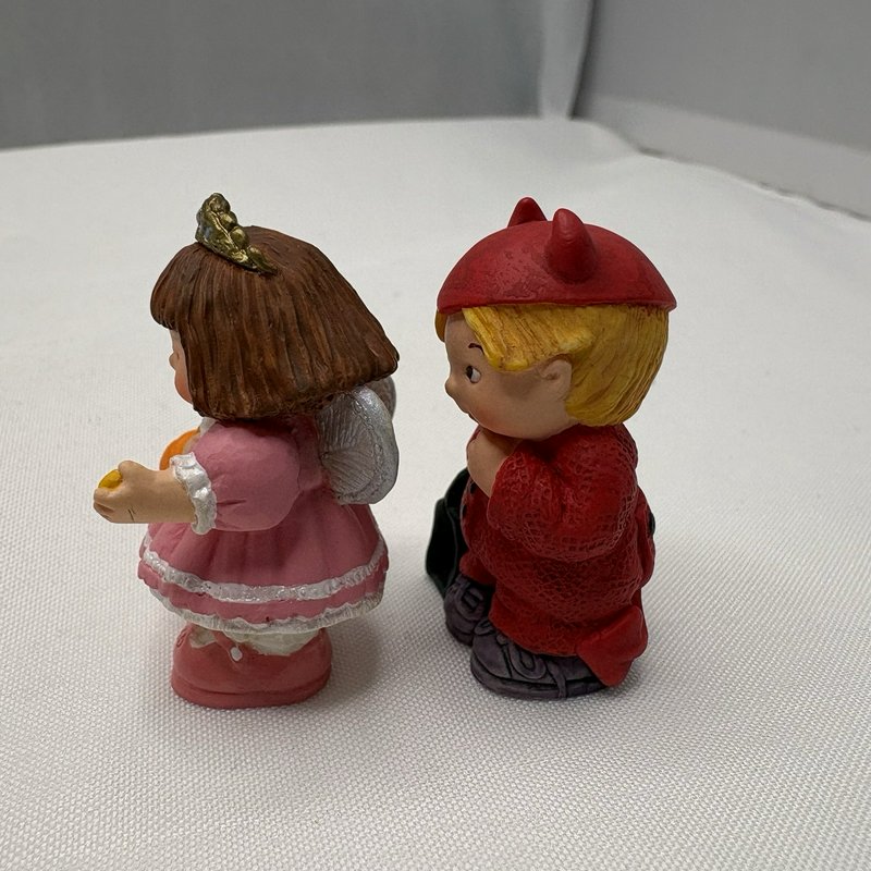 Vintage 1997 Hallmark Merry Miniatures Bashful Visitors Halloween 3 Piece Set