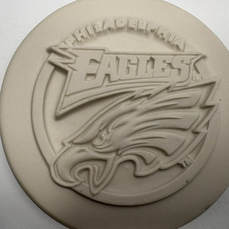 Vintage 1999 Pfaltzgraff Philadelphia Eagles NFL Stoneware Cookie Mold Press
