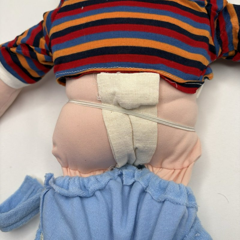 1983 Kotton Kandy Kid Thumb Sucker Doll Cloth Hands Smile International 18”