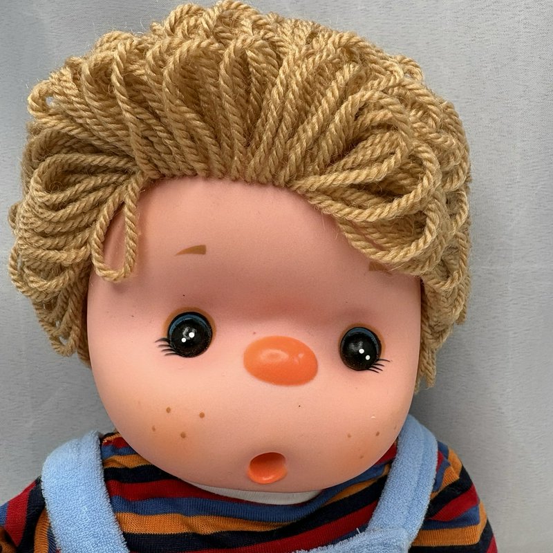 1983 Kotton Kandy Kid Thumb Sucker Doll Cloth Hands Smile International 18”