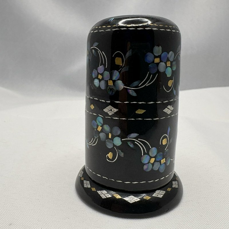 Black Lacquerware Abalone Mother of Pearl Toothpick Floral Box 3"
