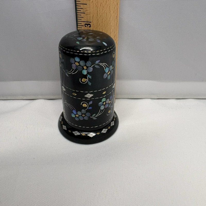Black Lacquerware Abalone Mother of Pearl Toothpick Floral Box 3"