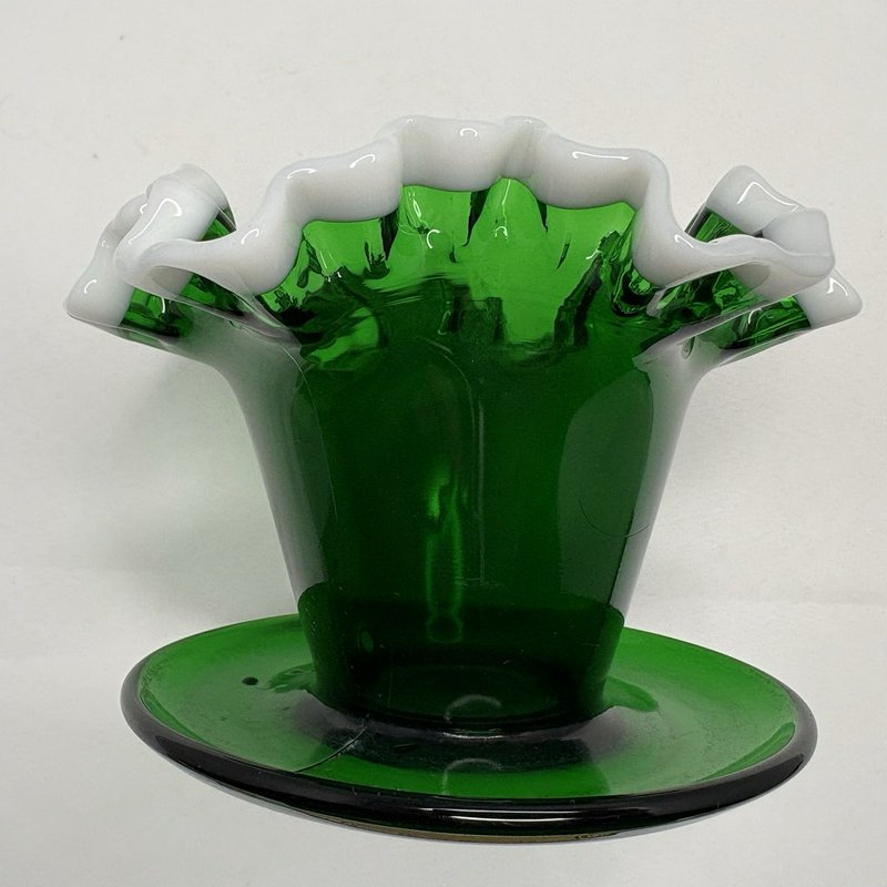 Vintage Fenton Emerald Green Snowcrest Glass Flower Pot Planter Attached Saucer