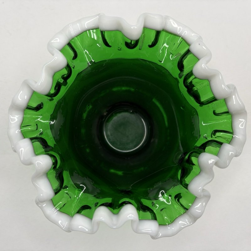 Vintage Fenton Emerald Green Snowcrest Glass Flower Pot Planter Attached Saucer