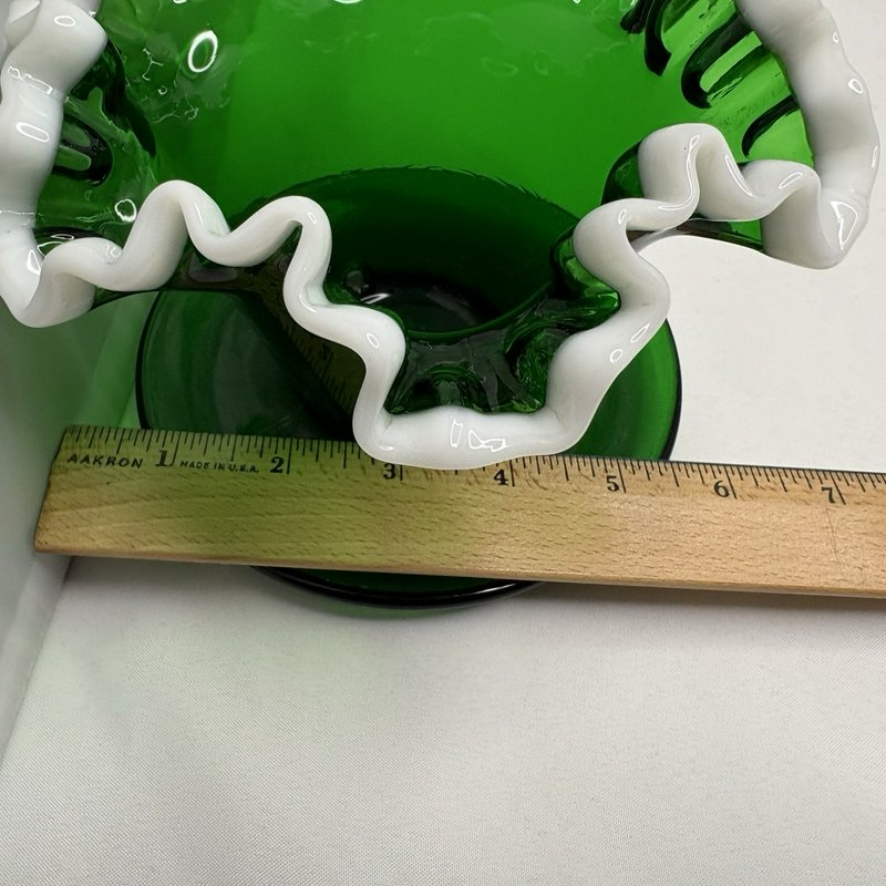 Vintage Fenton Emerald Green Snowcrest Glass Flower Pot Planter Attached Saucer