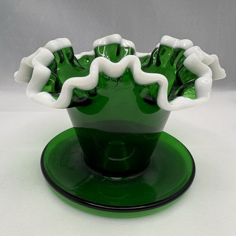 Vintage Fenton Emerald Green Snowcrest Glass Flower Pot Planter Attached Saucer
